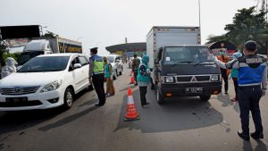 Tumpang Tindih Regulasi Mudik