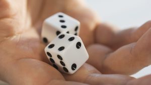 Mengapa Yudhistira yang Bijak Bermain Dadu?